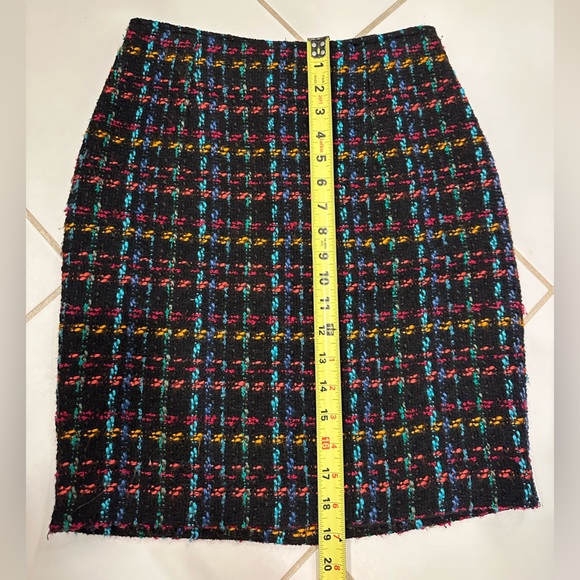 The Limited pencil skirt, size 4 - Picture 7 of 8